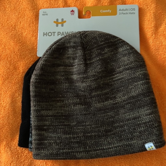 Hot Paws 3 Pack Beanie Hats - Picture 2 of 3
